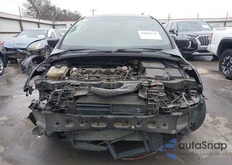 2016 Ford Focus S from USA, damaged, VIN 1FADP3E2XGL387003